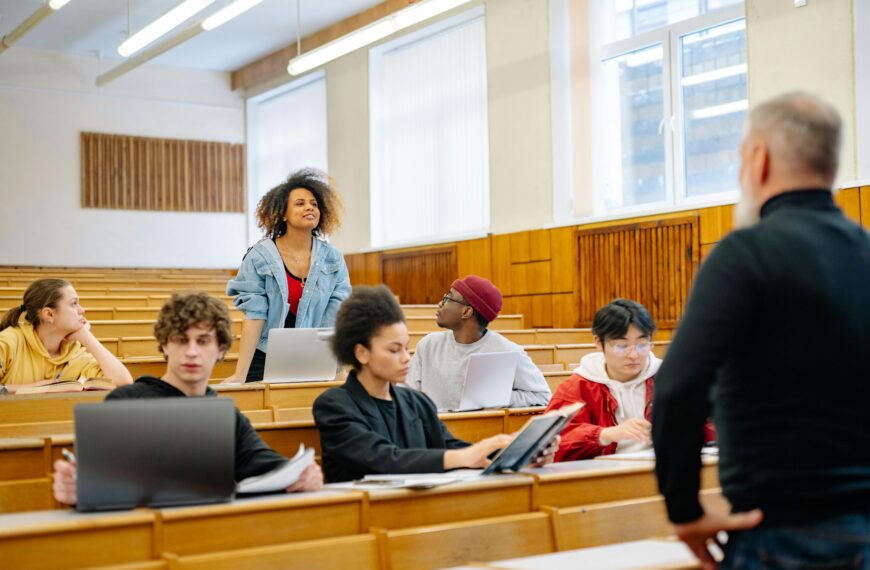 Memòria i taller d’escriptura